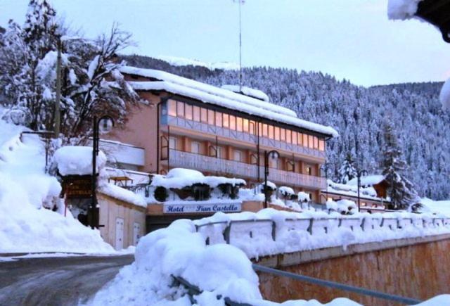 Hotel Piancastello อันดาโล ภายนอก รูปภาพ