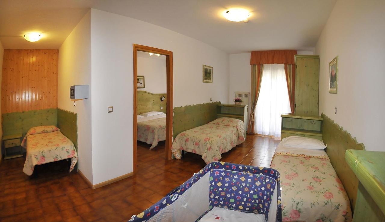 Hotel Piancastello อันดาโล ภายนอก รูปภาพ