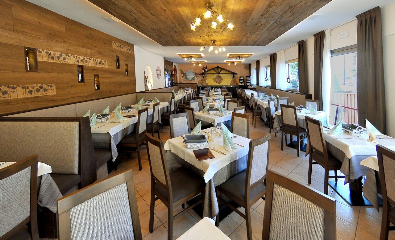 Hotel Piancastello อันดาโล ภายนอก รูปภาพ